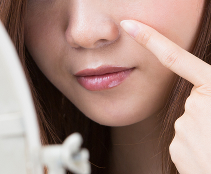 鼻ニキビの原因と治し方 | PAIR（ペア）ピュア肌ラボ